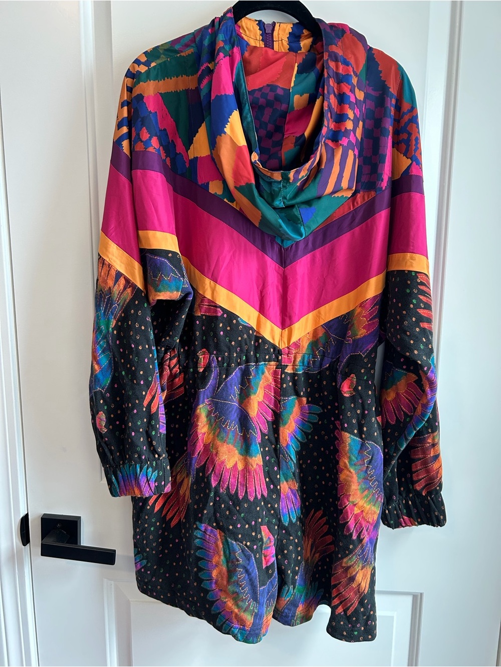 FARM Rio Black Multicolor Rainbow Birds sweatshirt romper - Picture 2 of 7